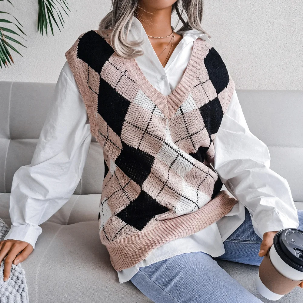 2022 autumn and winter sweater college wind diamond V-neck casual loose knitted undershirt sweater women
2022 autumn and winter sweater college wind diamond V-neck casual loose knitted undershirt sweater women