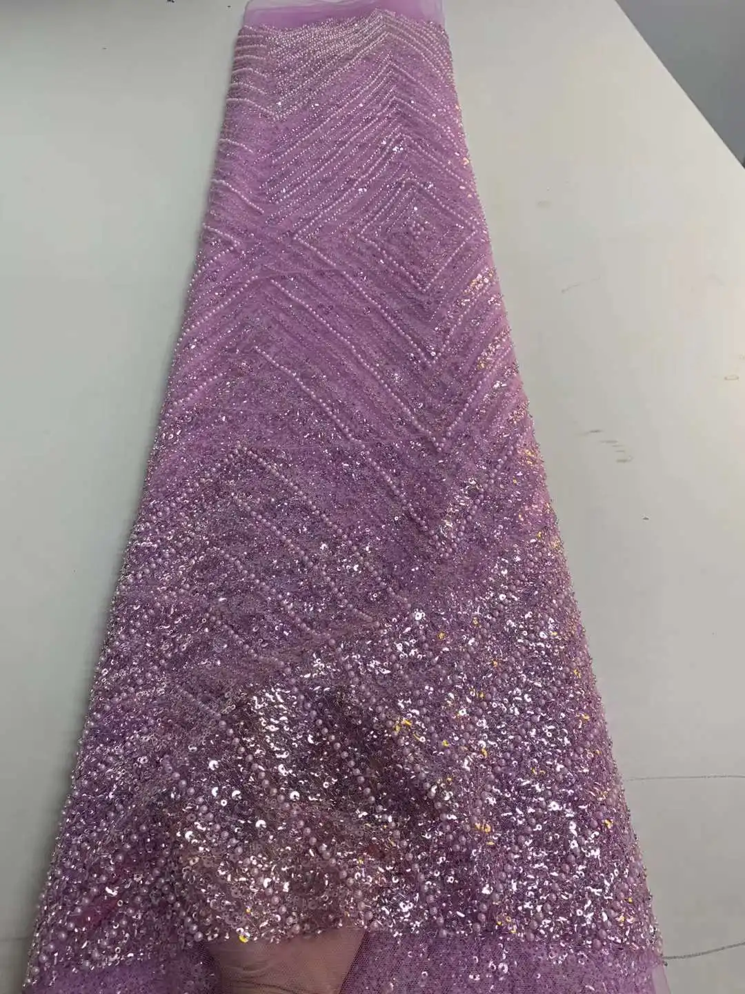 Elegant Sequence African Beads Lace Fabric 5 Yards High Quality Beaded Groom French Tulle Net Lace For Nigerian Wedding Dress
Elegant Sequence African Beads Lace Fabric 5 Yards High Quality Beaded Groom French Tulle Net Lace For Nigerian Wedding Dress