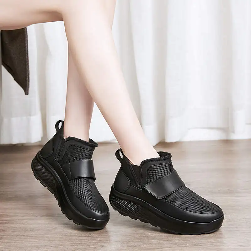 Increasing Designer Sneakers Running Shoes For Men Women Chassures Sports Woman Casual Green Sneakers Women Sport Shoes Tennis
Increasing Designer Sneakers Running Shoes For Men Women Chassures Sports Woman Casual Green Sneakers Women Sport Shoes Tennis