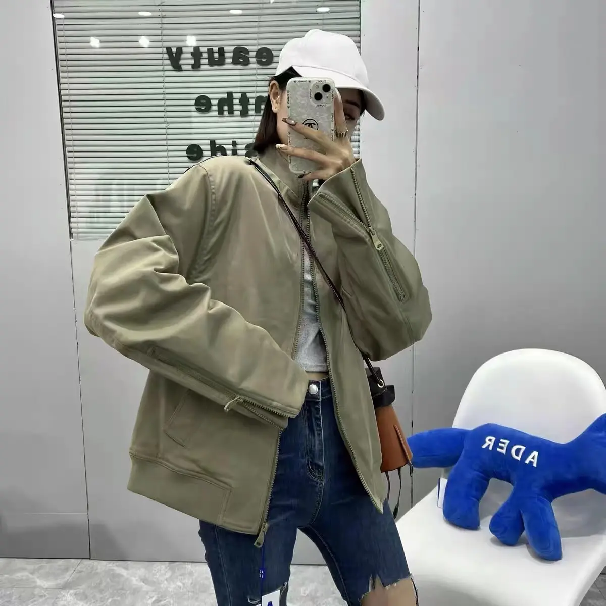 ADER ERROR Korean version of high-quality new MA1 flight suit jacket men and women couples cotton jacket long-sleeved unisex top
ADER ERROR Korean version of high-quality new MA1 flight suit jacket men and women couples cotton jacket long-sleeved unisex top