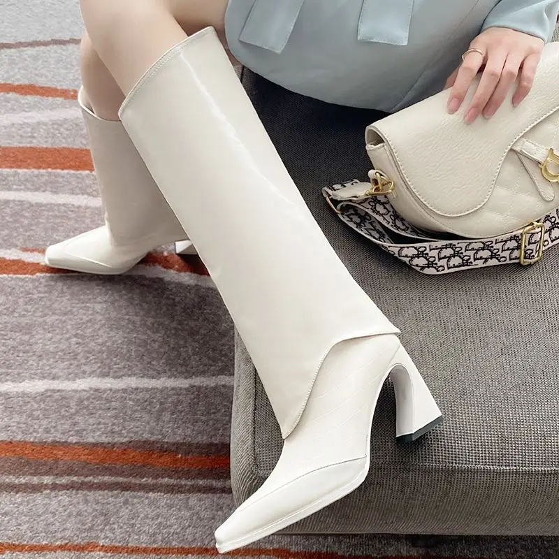 Size 33-42 Unique Design Microfiber+ Genuine Leather Women Ridding Boots Fashion Autumn Winter Modern Shoes High Heel Knee Boots 
Size 33-42 Unique Design Microfiber+ Genuine Leather Women Ridding Boots Fashion Autumn Winter Modern Shoes High Heel Knee Boots