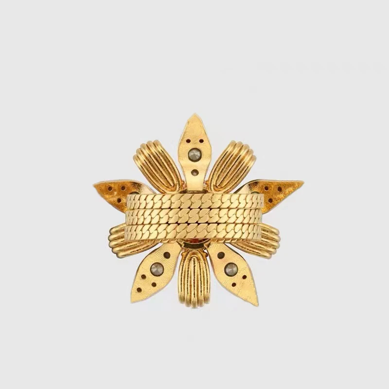 Бесплатная доставка, модное кольцо с цветочным замком NIGO, аксессуары для повседневной носки, ювелирные изделия # nigo82515
Бесплатная доставка, модное кольцо с цветочным замком NIGO, аксессуары для повседневной носки, ювелирные изделия # nigo82515