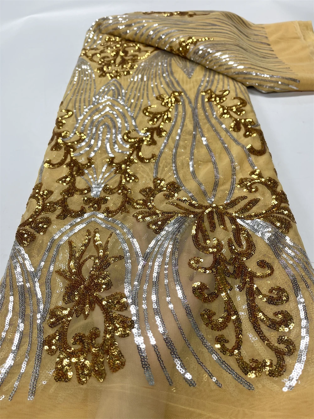 2023High Quality African Nigerian Lace Fabric Embroidery Tulle Pure Wedding Party Dress Guipure SequinsFor Sewing Beads 5yards
2023High Quality African Nigerian Lace Fabric Embroidery Tulle Pure Wedding Party Dress Guipure SequinsFor Sewing Beads 5yards