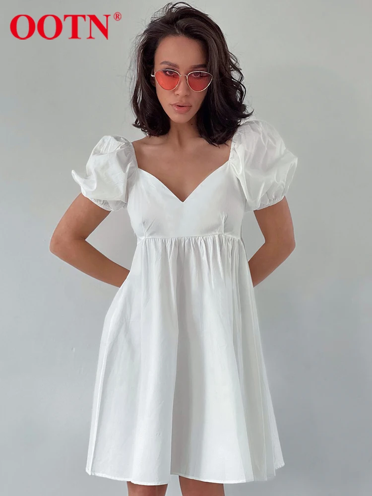 Элегантное Белое Мини-Платье OOTN с V-образным вырезом, летнее повседневное женское платье А-силуэта с пышными рукавами, плиссированное свобо...
Элегантное Белое Мини-Платье OOTN с V-образным вырезом, летнее повседневное женское платье А-силуэта с пышными рукавами, плиссированное свобо...