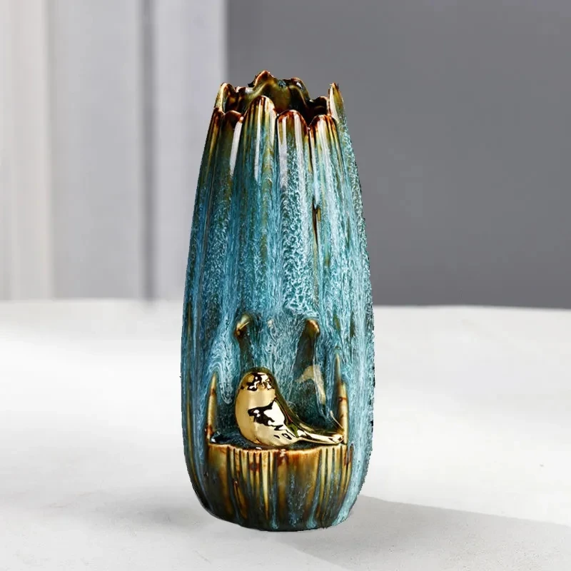 Europe 3D Retro Ceramic Vase Home Decor Creative Design Porcelain Decorative Flower Vase For Wedding Decoration
Europe 3D Retro Ceramic Vase Home Decor Creative Design Porcelain Decorative Flower Vase For Wedding Decoration