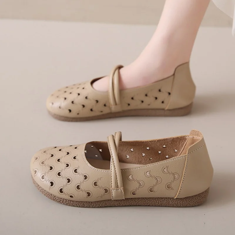 2023 High Quality Ladies Shoes Soft Bottom Women's Flats Hollow Round Toe Outdoor Walking Shoes Ladies Solid Women's Flat Shoes
2023 High Quality Ladies Shoes Soft Bottom Women's Flats Hollow Round Toe Outdoor Walking Shoes Ladies Solid Women's Flat Shoes