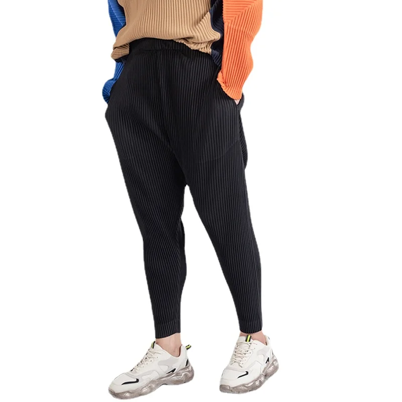 Fashion Brand Sports Casual Pants Men's Miyake Pleated Hip Hop Crotch All-Matching Harem Pants Fashion Casual Elastic Trousers
Fashion Brand Sports Casual Pants Men's Miyake Pleated Hip Hop Crotch All-Matching Harem Pants Fashion Casual Elastic Trousers