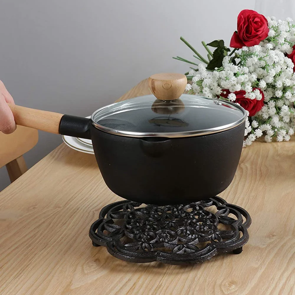 Round Cast Iron Trivet Iron Heat-Insulation Trivet Non-Slip Potholders Vintage Pattern for Kitchen Dining Table Decor
Round Cast Iron Trivet Iron Heat-Insulation Trivet Non-Slip Potholders Vintage Pattern for Kitchen Dining Table Decor