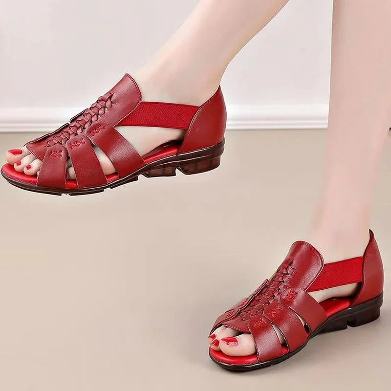 2022 New Summer Genuine Leather Soft Bottom Sandals for Women Casual Flat Heel Fish Mouth Shoes sandals women
2022 New Summer Genuine Leather Soft Bottom Sandals for Women Casual Flat Heel Fish Mouth Shoes sandals women