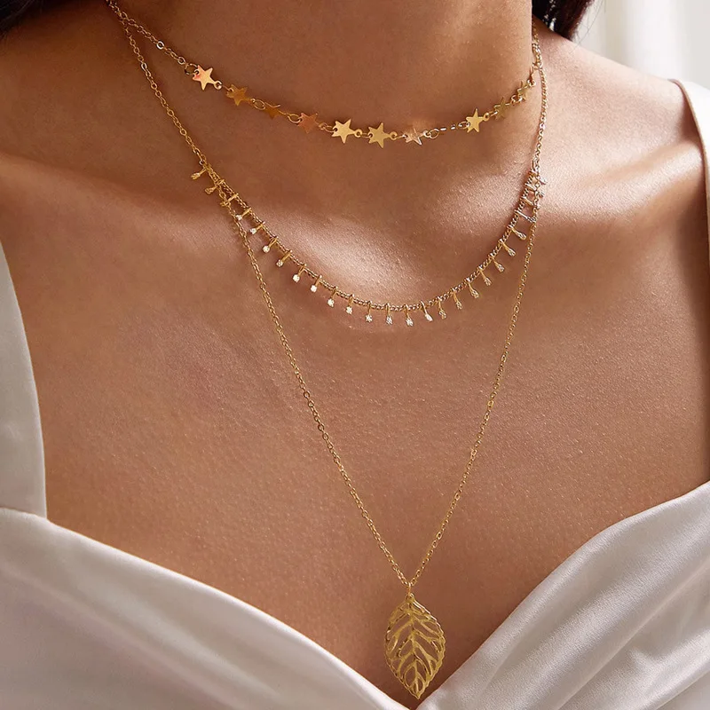 New 2022 Hollowed-out Leaf Tri-layer Necklace With Star Disc And Diamond Multi-layer Necklace
New 2022 Hollowed-out Leaf Tri-layer Necklace With Star Disc And Diamond Multi-layer Necklace