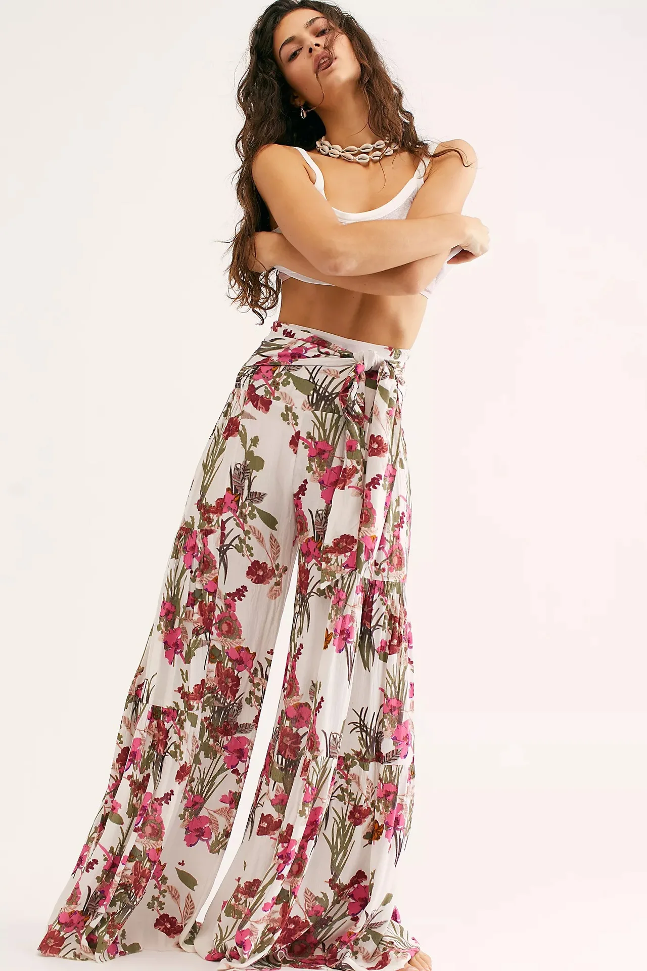Elastic High Waist Elegant Women Casual Vintage Print Beach Wide Leg Pants Summer Harajuku Fashion Bell Bottom Floral Trousers
Elastic High Waist Elegant Women Casual Vintage Print Beach Wide Leg Pants Summer Harajuku Fashion Bell Bottom Floral Trousers
