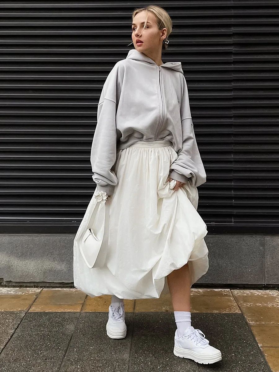 Jyate Women Summer Elegant Chic Solid Pleated Skirt Fashion A-line Long Skirt Fashion Loose Personality Streetwear Women's Skirt
Jyate Women Summer Elegant Chic Solid Pleated Skirt Fashion A-line Long Skirt Fashion Loose Personality Streetwear Women's Skirt