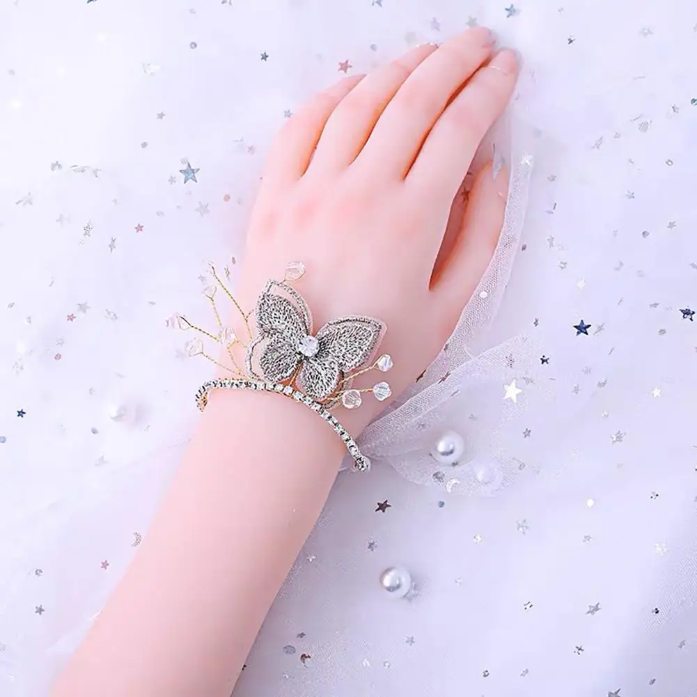 Wrist Corsage Elegant Simple Design Colored Glaze Artificial Bride Bridesmaid Butterfly Flower Bracelet for Wedding Engagement A
Wrist Corsage Elegant Simple Design Colored Glaze Artificial Bride Bridesmaid Butterfly Flower Bracelet for Wedding Engagement A