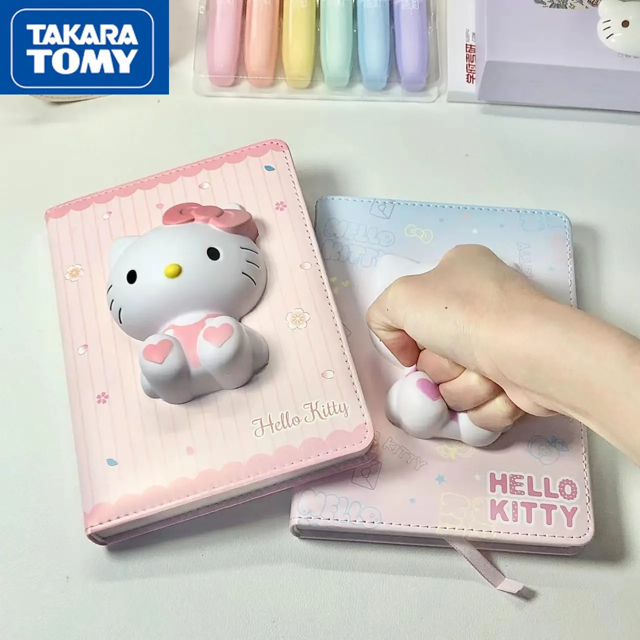 TAKARA TOMY Hello Kitty Three-dimensional Cartoon Notepad High-value Decompression Book 128 Inner Pages A5 Cute Cartoon Notebook
TAKARA TOMY Hello Kitty Three-dimensional Cartoon Notepad High-value Decompression Book 128 Inner Pages A5 Cute Cartoon Notebook
