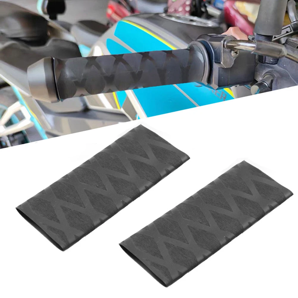 40mm*125mm Heat Shrink Rubber Motorcycle Handlebar Cover Non-slip Rubber Grip Gloves Heat Shrink Universal Grip Cover Handlebar
40mm*125mm Heat Shrink Rubber Motorcycle Handlebar Cover Non-slip Rubber Grip Gloves Heat Shrink Universal Grip Cover Handlebar