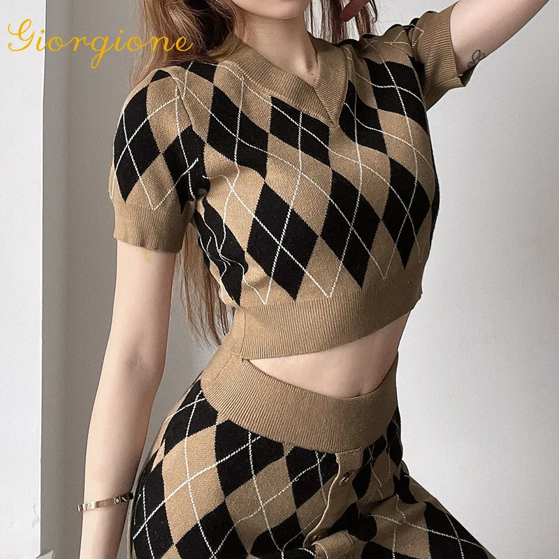 Dress Set GIorgione 2022 Sheath Skirt Slim-Fit Sweater Retro Rhombus V-neck Knitted Sweater Two-piece Set Dress Women's Clothing
Dress Set GIorgione 2022 Sheath Skirt Slim-Fit Sweater Retro Rhombus V-neck Knitted Sweater Two-piece Set Dress Women's Clothing