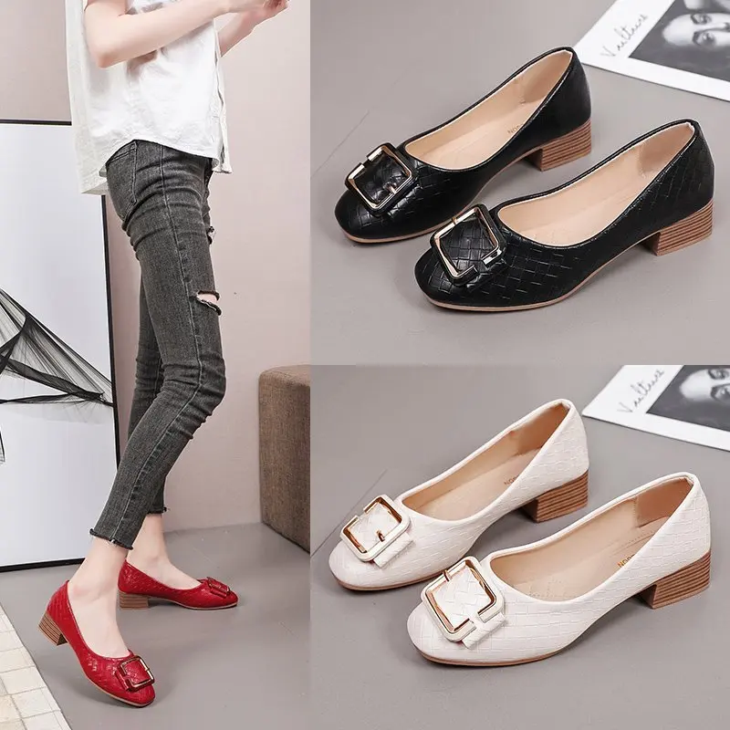 Spring 2022 New White Gentle Low Heels Luxury Metal Buckle Design Simple Fashion Outdoor Casual Breathable Elegant Women's Shoes
Spring 2022 New White Gentle Low Heels Luxury Metal Buckle Design Simple Fashion Outdoor Casual Breathable Elegant Women's Shoes