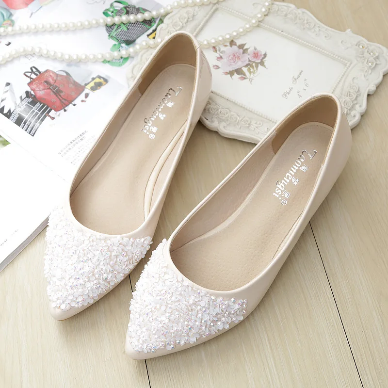 Crystal Women Shoes Autumn Casual Female Sneakers Pointed Toe Shallow Mouth All-Match Modis Flats Rhinestone Fall Big Size Glitt
Crystal Women Shoes Autumn Casual Female Sneakers Pointed Toe Shallow Mouth All-Match Modis Flats Rhinestone Fall Big Size Glitt