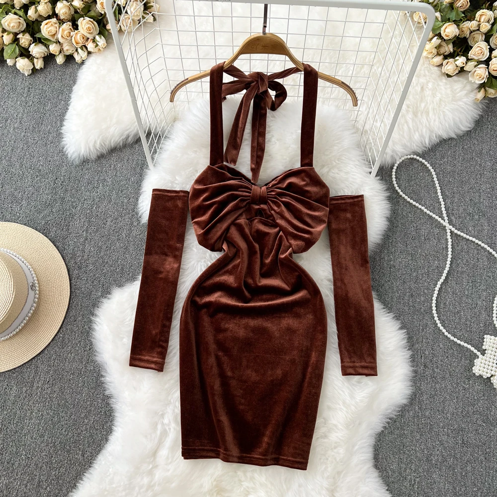 Retro Hong Kong Style Halter Neck Halter Bow Trim Canary Velvet Dress Sleeve Dress Bottom Skirt Women
Retro Hong Kong Style Halter Neck Halter Bow Trim Canary Velvet Dress Sleeve Dress Bottom Skirt Women