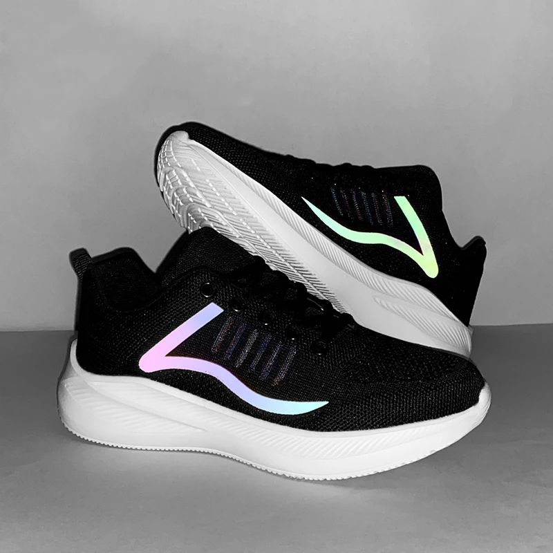 Кроссовки женские со светоотражающими вставками, Повседневная летняя спортивная обувь, дышащие удобные, на шнуровке, большие размеры
Кроссовки женские со светоотражающими вставками, Повседневная летняя спортивная обувь, дышащие удобные, на шнуровке, большие размеры