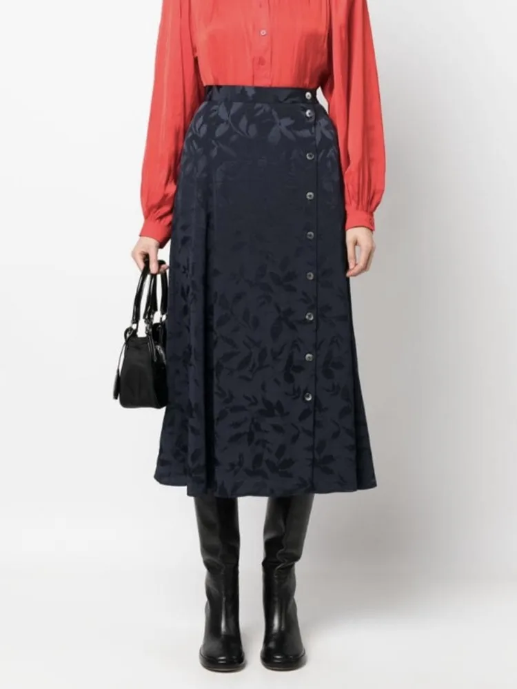 Women Leaf Jacquard Elastic Waist Single Breasted Vintage 2023 Autumn 100% Silk Midi Skirt
Women Leaf Jacquard Elastic Waist Single Breasted Vintage 2023 Autumn 100% Silk Midi Skirt