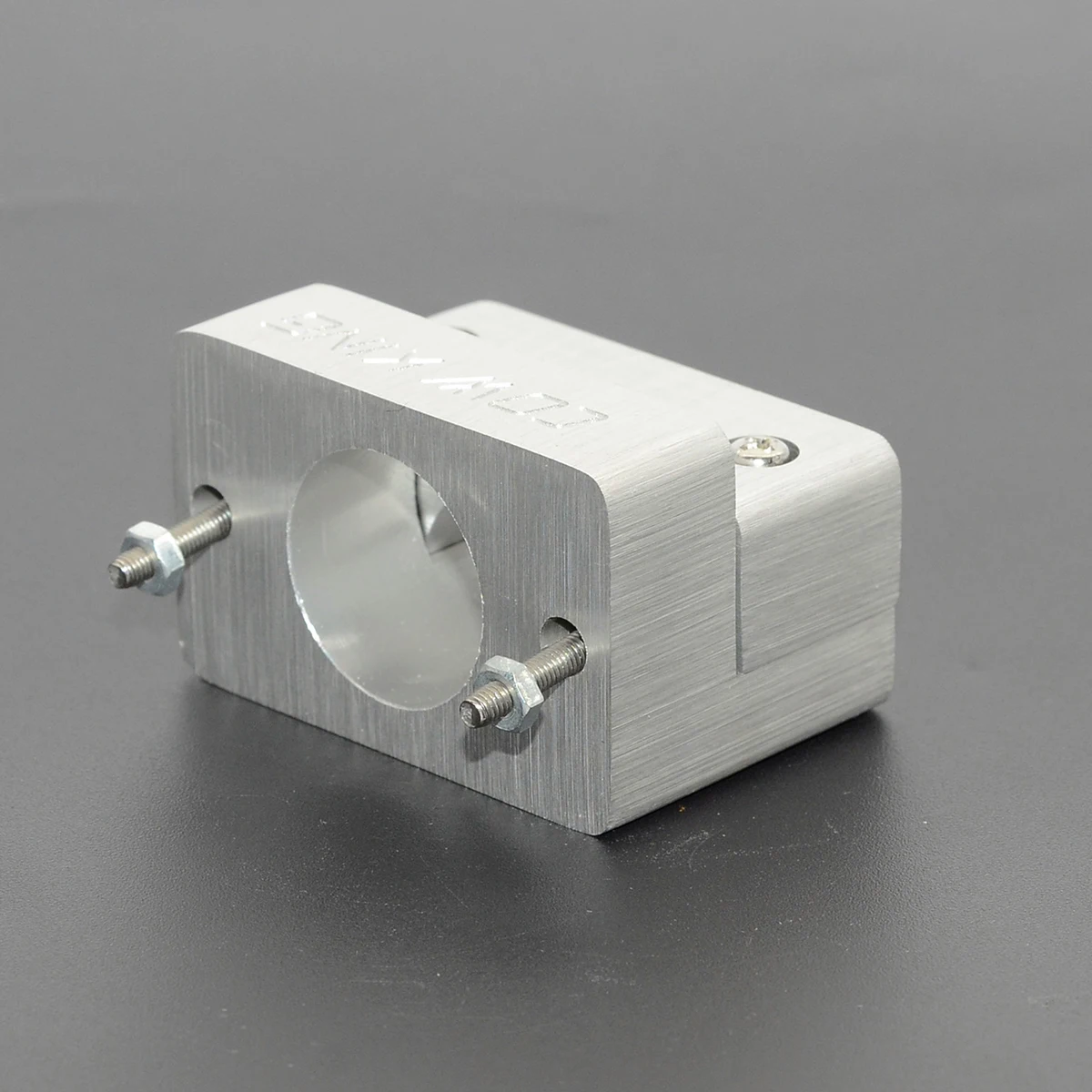 CHANGELIN Cable stand для разъема IEC 
CHANGELIN Cable stand для разъема IEC