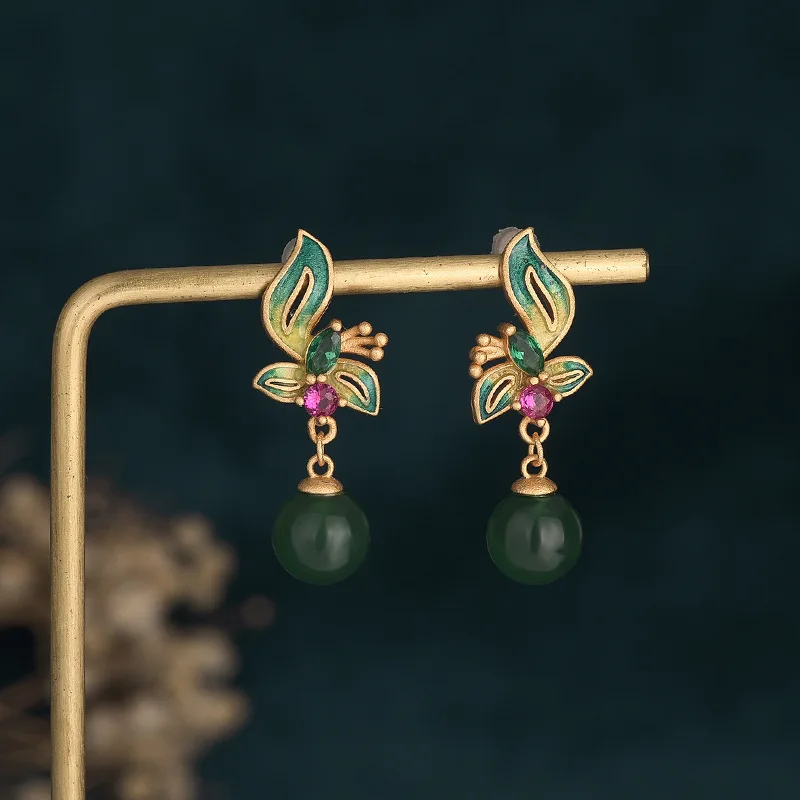 China Style Summer Earrings Copper Gold-plated Inlaid Enamel Green Jade Beads Flower Butterfly Ethnic for Women Jewelry CP16
China Style Summer Earrings Copper Gold-plated Inlaid Enamel Green Jade Beads Flower Butterfly Ethnic for Women Jewelry CP16