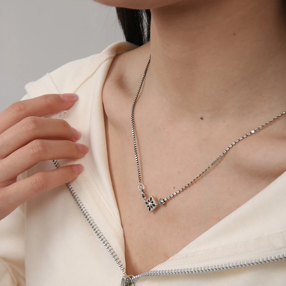 SHARK 925 Sterling Silver Necklace Bracelet Jewelry Classic Style Simple Cross Flower Full Hollow Design Pendant Party Jewelry
SHARK 925 Sterling Silver Necklace Bracelet Jewelry Classic Style Simple Cross Flower Full Hollow Design Pendant Party Jewelry
