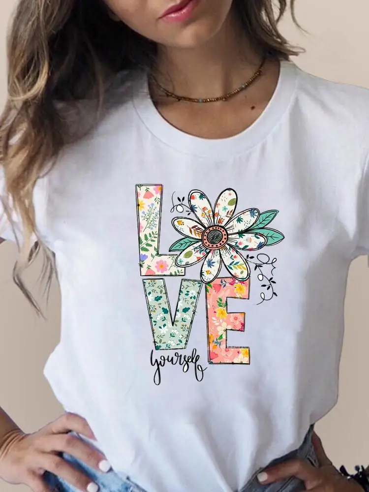 Женская футболка с коротким рукавом, принтом и графическим принтом 
Женская футболка с коротким рукавом, принтом и графическим принтом