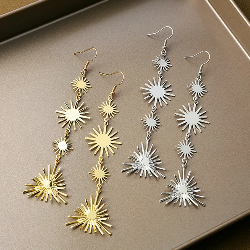2022 New Vitnage Star Long Drop Earrings For Women Fashion Statement Simple Silver Gold Color Alloy Retro Dangle Earrings
2022 New Vitnage Star Long Drop Earrings For Women Fashion Statement Simple Silver Gold Color Alloy Retro Dangle Earrings
