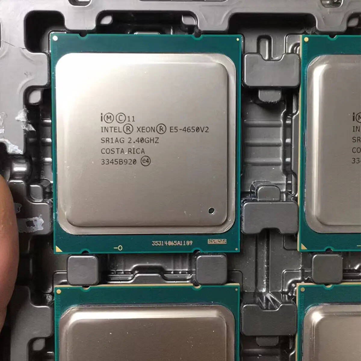 Used FOR Intel Xeon E5-4650 V2 SR1AG CPU 2.4GHz 25M 10 Cores 95W LGA 2011 Processor 
Used FOR Intel Xeon E5-4650 V2 SR1AG CPU 2.4GHz 25M 10 Cores 95W LGA 2011 Processor