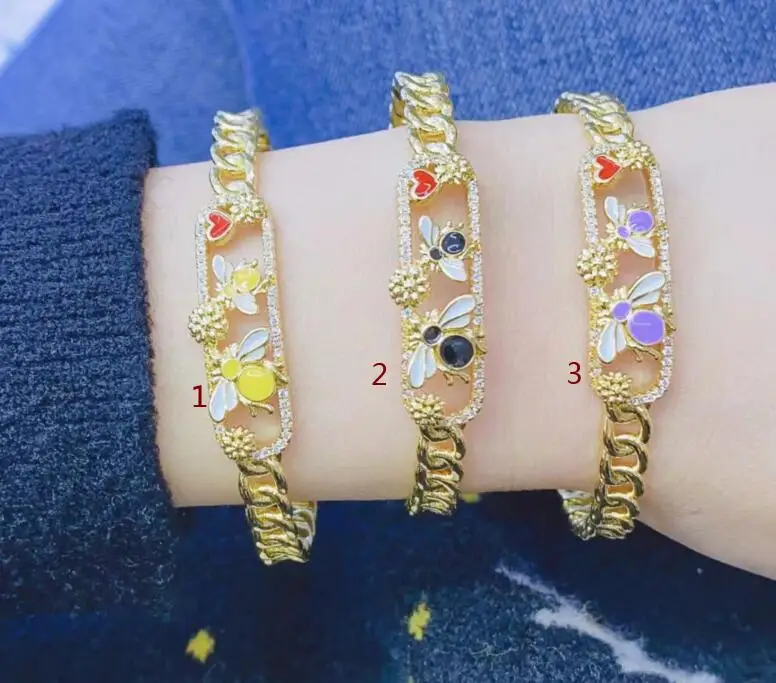 1 шт., браслет-цепочка из кубинской меди и золота с фианитами 
1 шт., браслет-цепочка из кубинской меди и золота с фианитами