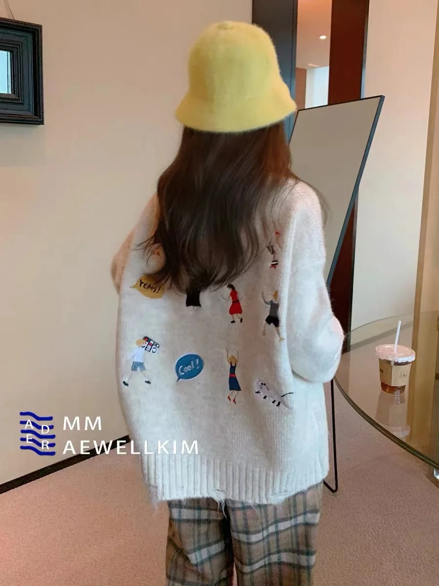 Ader error loose and lazy cashmere sweater women's and men's autumn and winter new thickened pullover winter popular sweater
Ader error loose and lazy cashmere sweater women's and men's autumn and winter new thickened pullover winter popular sweater