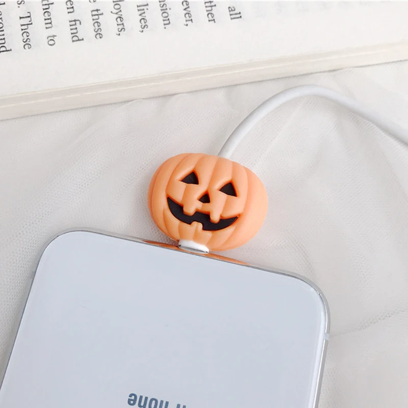 3D Cute Cartoon Animal Cable Protector For Iphone Usb Cable Bite Chompers Holder Charger Organizer Accessories For Iphone 12
3D Cute Cartoon Animal Cable Protector For Iphone Usb Cable Bite Chompers Holder Charger Organizer Accessories For Iphone 12