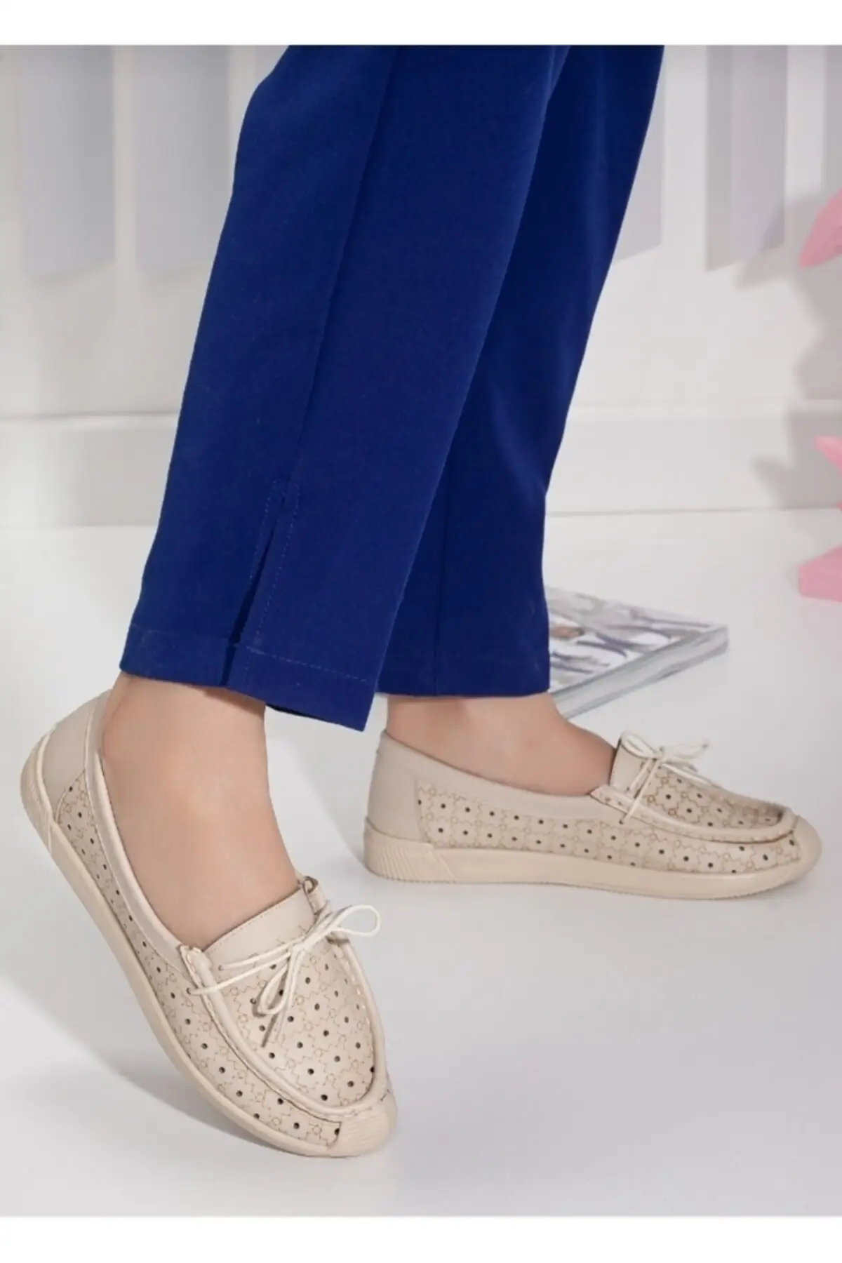 Women Flats Shoes Cream Derya Orthopedic Lace-Up Fashion Flats For Ladies Casual Shoes Elegant Flat Summer Footwear
Women Flats Shoes Cream Derya Orthopedic Lace-Up Fashion Flats For Ladies Casual Shoes Elegant Flat Summer Footwear