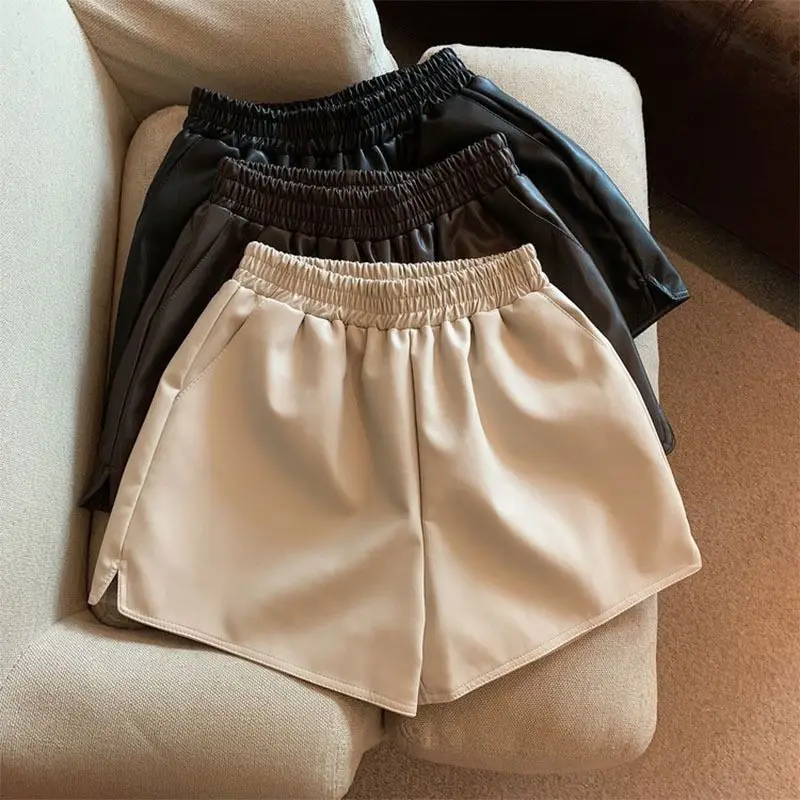 New Fashion Large Size Women's Slit Leather Pants Niche Design Fashion All-match High Waist Ins Casual Pants Student Shorts
New Fashion Large Size Women's Slit Leather Pants Niche Design Fashion All-match High Waist Ins Casual Pants Student Shorts