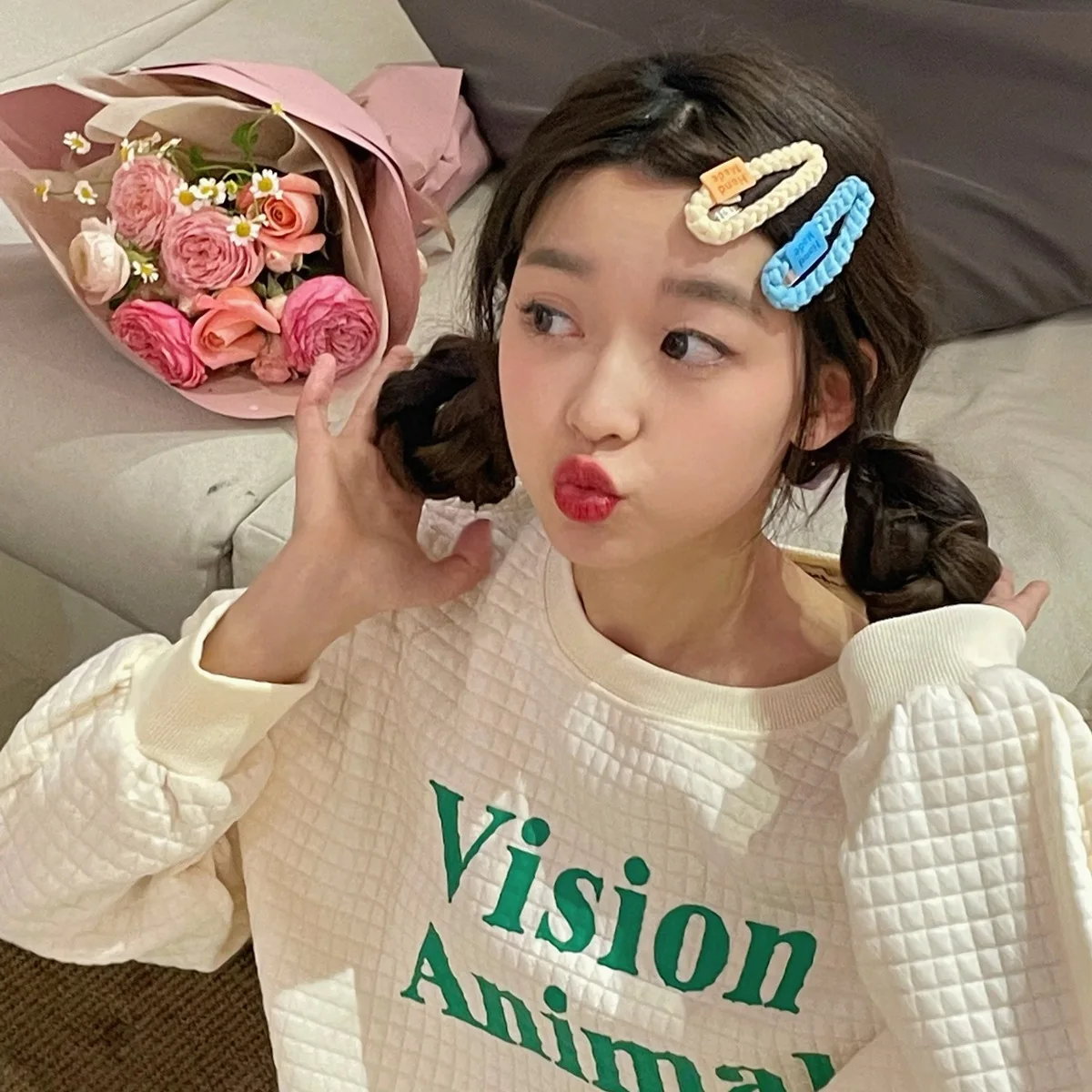 Sweet Cute Bangs BB Clip Korean Fashion Candy Color Hairpin Simple Personality side Clip Women Girls Edge Clip Hairpins BB Clip
Sweet Cute Bangs BB Clip Korean Fashion Candy Color Hairpin Simple Personality side Clip Women Girls Edge Clip Hairpins BB Clip