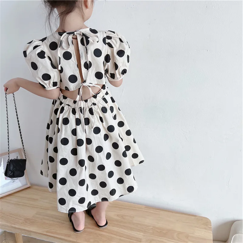 Summer Girls Dresses European And American Style Polka Dot Tie Waist Princess Dress 2022 Baby Kids New Children'S Clothing
Summer Girls Dresses European And American Style Polka Dot Tie Waist Princess Dress 2022 Baby Kids New Children'S Clothing