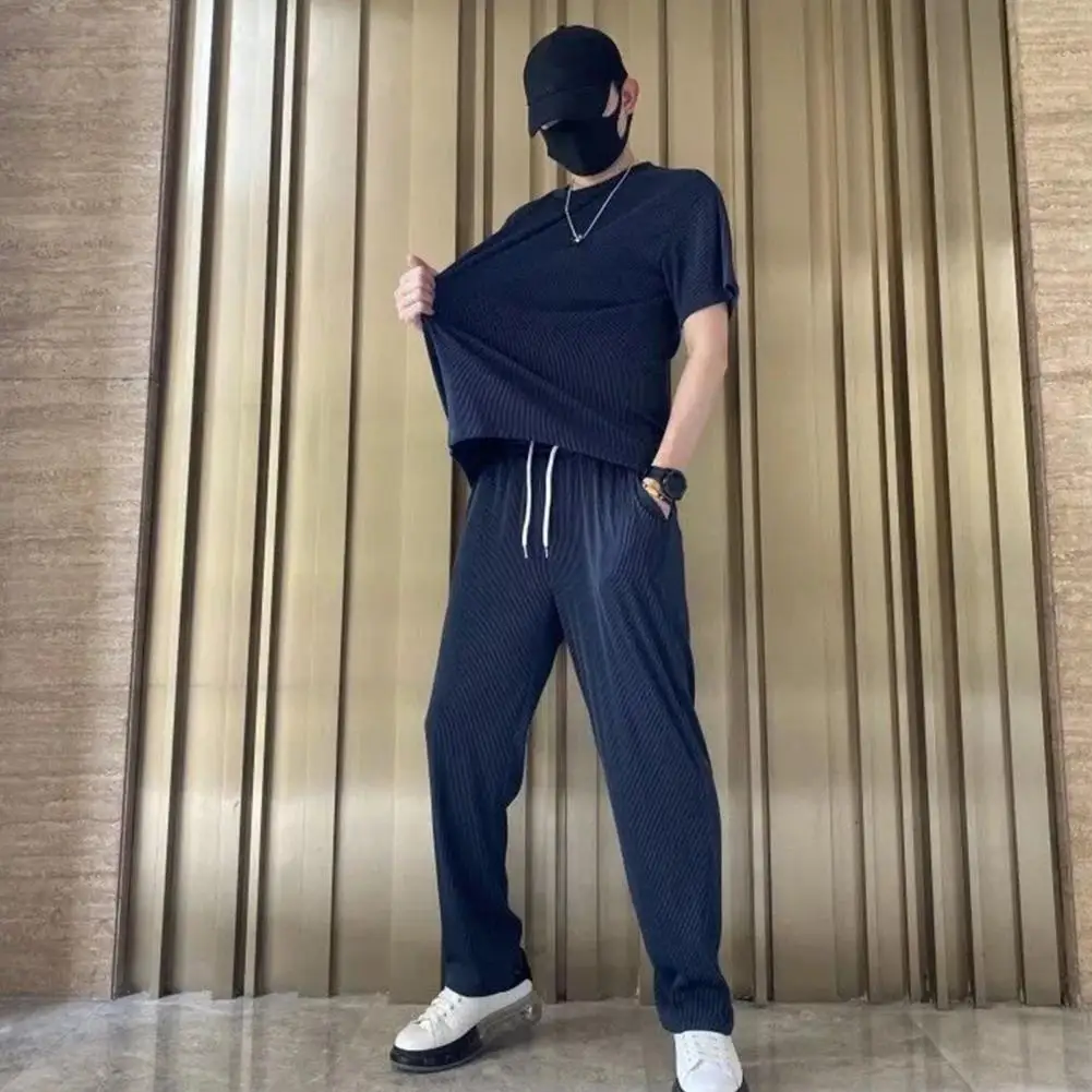 2Pcs/Set Men Top Pants Set Solid Color Men Top Trousers Set Exercise Men Summer Outfit
2Pcs/Set Men Top Pants Set Solid Color Men Top Trousers Set Exercise Men Summer Outfit