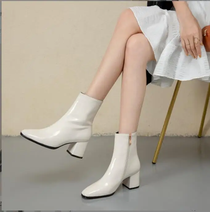 Winter Autumn Women Fashion Square High Heels fashion ankle boots White Patent Leather Shoes Ankle Boots Black Woman Large size
Winter Autumn Women Fashion Square High Heels fashion ankle boots White Patent Leather Shoes Ankle Boots Black Woman Large size