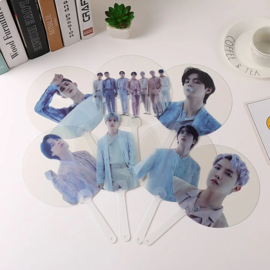 KPOP bangtan boys new album proof creative photo foldable fan mini portable round fan cool summer plastic fan Gifts SUGA JIMIN V
KPOP bangtan boys new album proof creative photo foldable fan mini portable round fan cool summer plastic fan Gifts SUGA JIMIN V