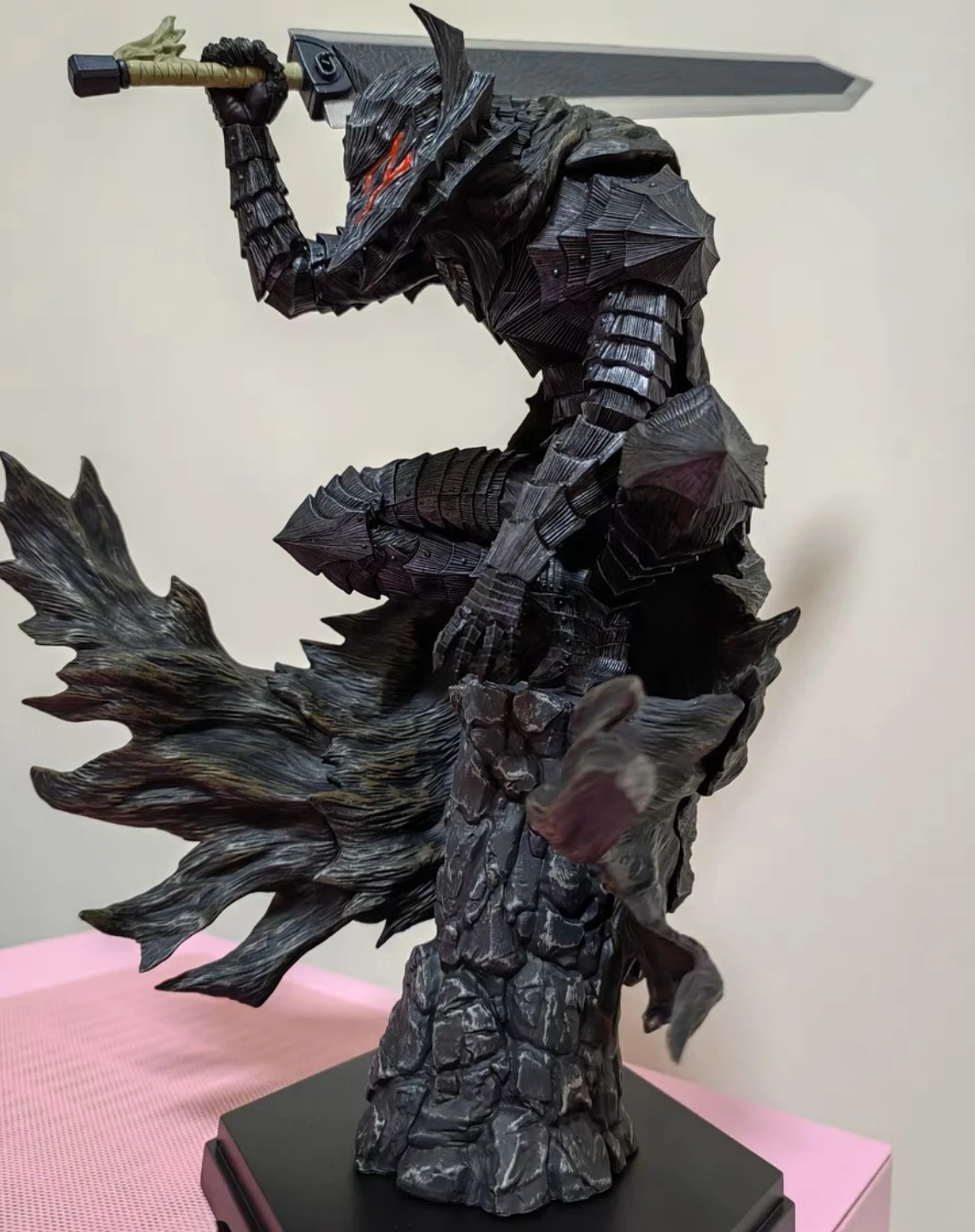 28cm Original Genuine Japanese Figure Berserker Armor Ver. Guts Action Figure Collectible Model Toys For Birthday Gifts 
28cm Original Genuine Japanese Figure Berserker Armor Ver. Guts Action Figure Collectible Model Toys For Birthday Gifts
