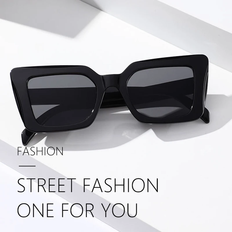 2021 European And American Glasses Fashion Square Anti-ultraviolet Trend Frame Women Man Personality Street Shooting Sunglasses
2021 European And American Glasses Fashion Square Anti-ultraviolet Trend Frame Women Man Personality Street Shooting Sunglasses