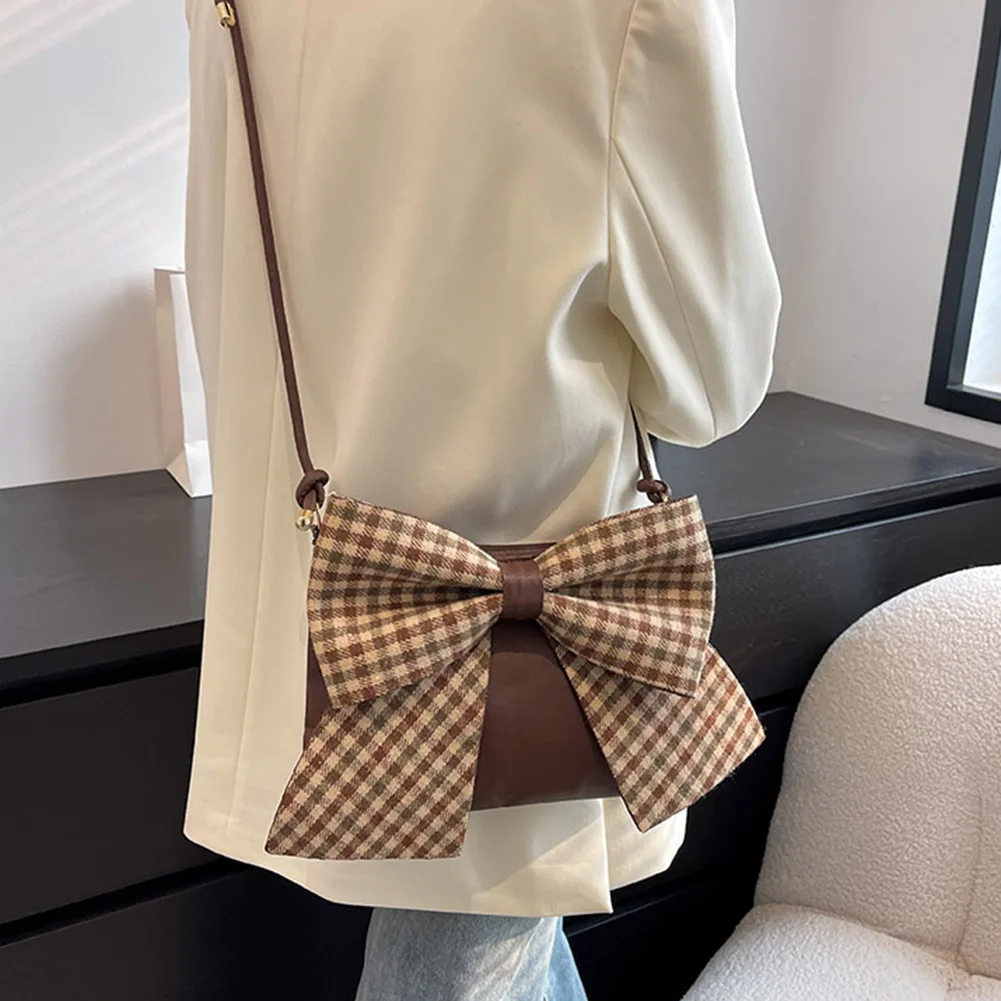 Bags for Women PU Leather Big Bow Design Crossbody Shoulder Bag Fashion Lady Zipper Trend Exquisite High Quality Clutch Bags
Bags for Women PU Leather Big Bow Design Crossbody Shoulder Bag Fashion Lady Zipper Trend Exquisite High Quality Clutch Bags