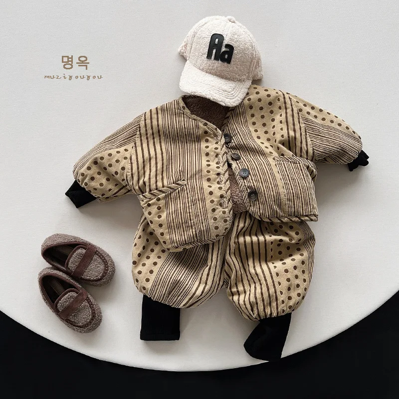 2022 Winter New Kids Thicker Coat Toddler Boy and Girl Korean Style Fashion Versatile Cotton Jacket
2022 Winter New Kids Thicker Coat Toddler Boy and Girl Korean Style Fashion Versatile Cotton Jacket