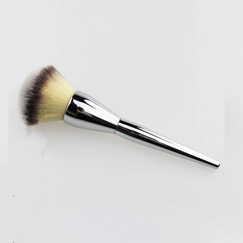 Professional Big Powder Brush IT Cosmetic 211 Silver Chromed Loose Powder Soft Airbrush Makeup Tool
Professional Big Powder Brush IT Cosmetic 211 Silver Chromed Loose Powder Soft Airbrush Makeup Tool