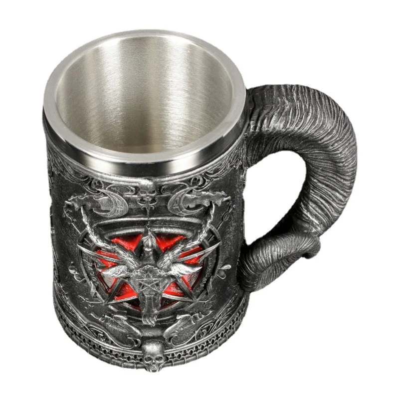 Кружка для пива с пентаграммой, из нержавеющей стали
Кружка для пива с пентаграммой, из нержавеющей стали