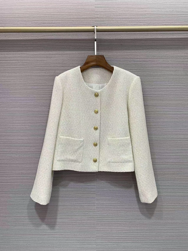 2022 new women fashion high quality long-sleeved round neck gold button decorative solid color woolen top coat 908
2022 new women fashion high quality long-sleeved round neck gold button decorative solid color woolen top coat 908