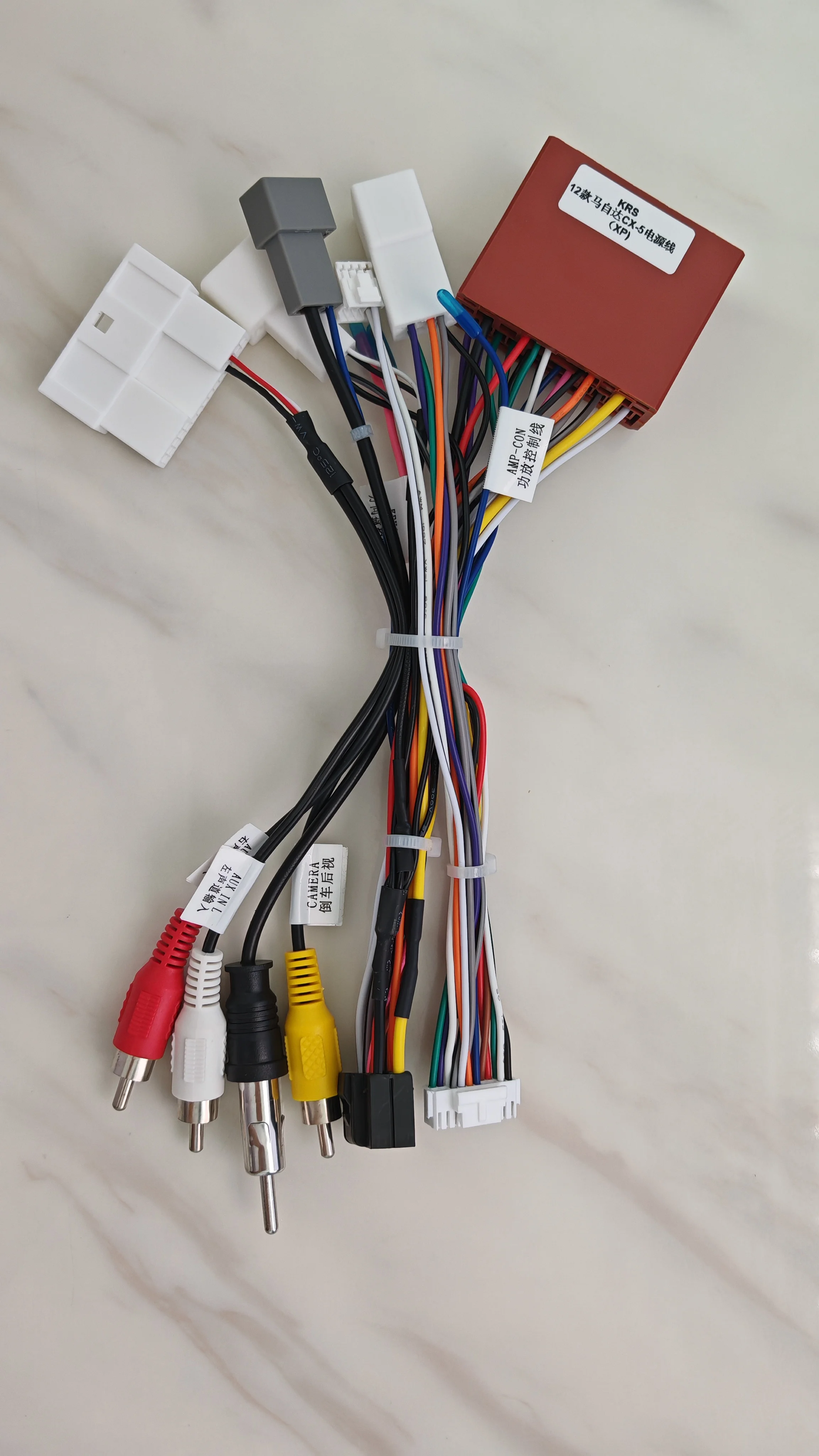 Автомобильный 16-контактный Android Проводной адаптер Canbus Box Decoder для Mazda 6 Atenza CX-5 CX5
Автомобильный 16-контактный Android Проводной адаптер Canbus Box Decoder для Mazda 6 Atenza CX-5 CX5