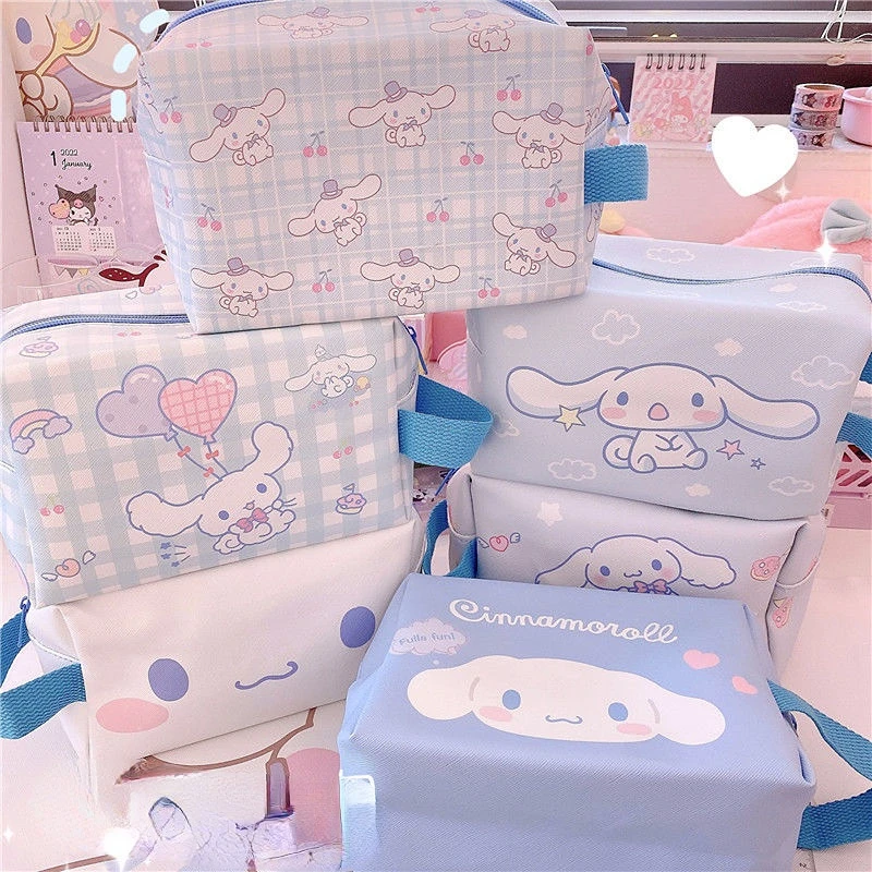 Sanrio Japanese Cinnamoroll Dog Hand Holding Large-capacity PU Cosmetic Bag Stationery Pencil Bag Portable Waterproof Wash Bag
Sanrio Japanese Cinnamoroll Dog Hand Holding Large-capacity PU Cosmetic Bag Stationery Pencil Bag Portable Waterproof Wash Bag